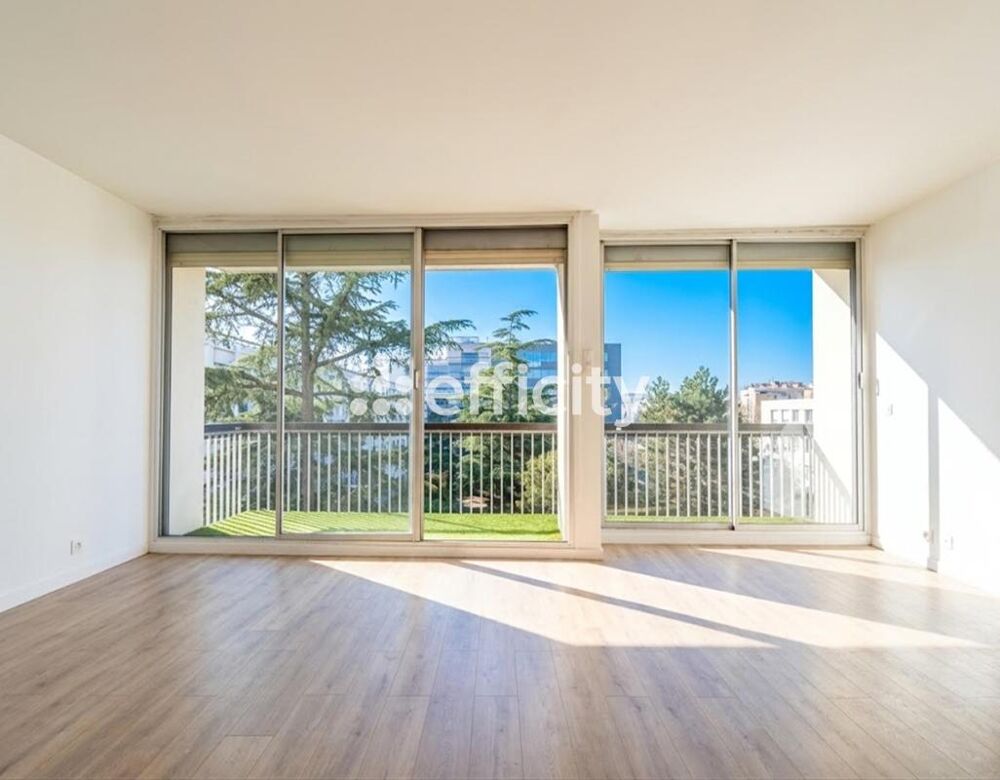 à vendre  Appartement Suresnes (92150)