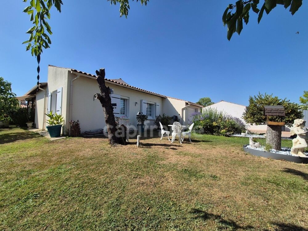 Vente Maison Maison viager occupé 5 pièces SAINT SULPICE DE ROYAN (17) - Garage - Piscine - Terrain de 940m² Saint sulpice de royan