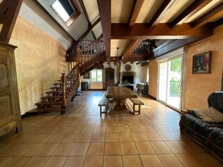  Maison  vendre 10 pices 225 m