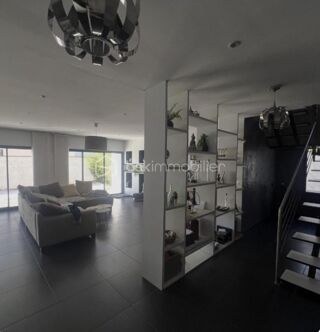  Villa à vendre 5 pièces 250 m²