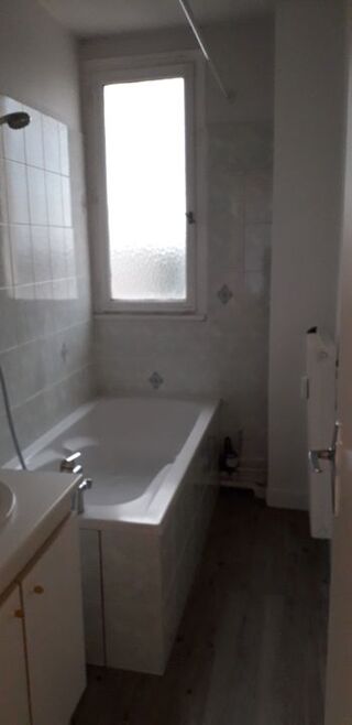  Appartement à louer 1 pièce 28 m²