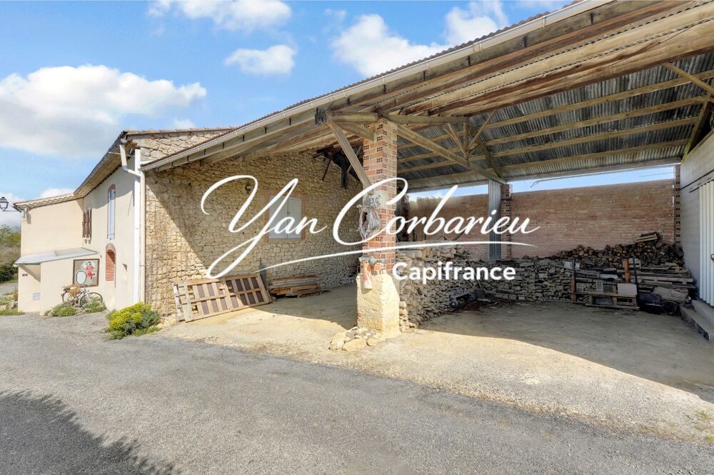 Vente Maison Corps de ferme de 145 m² avec plus de 350 m² de dépendances en pierre à valoriser sur terrain de 6400 m² Saint sernin