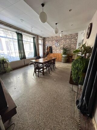  Immeuble � vendre 7 pi�ces 140 m�