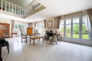  Villa � vendre 7 pi�ces 236 m�