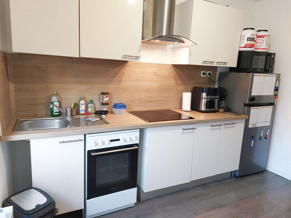 Location Appartement A louer, Douai Gare, Bel Appartement type 2 , 3 ième étage! Douai