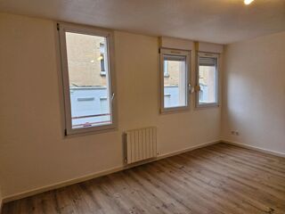  Appartement à louer 2 pièces 44 m²