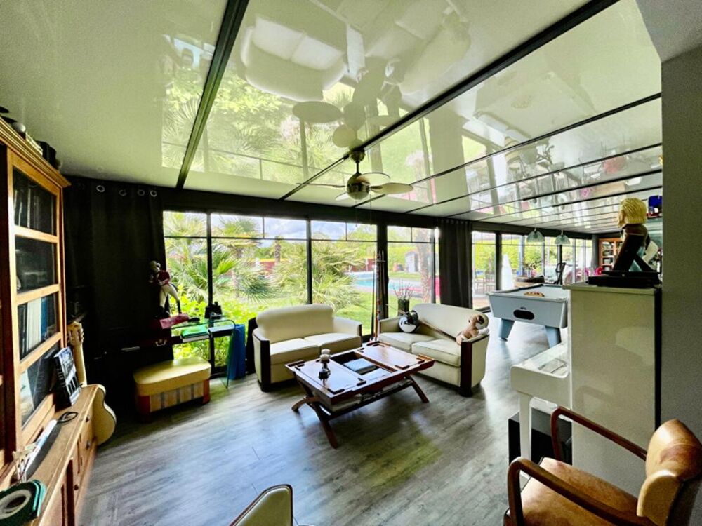 Maison plain-pied 4 ch - 201 m² / Piscine / Bourgneuf / La Rochelle
