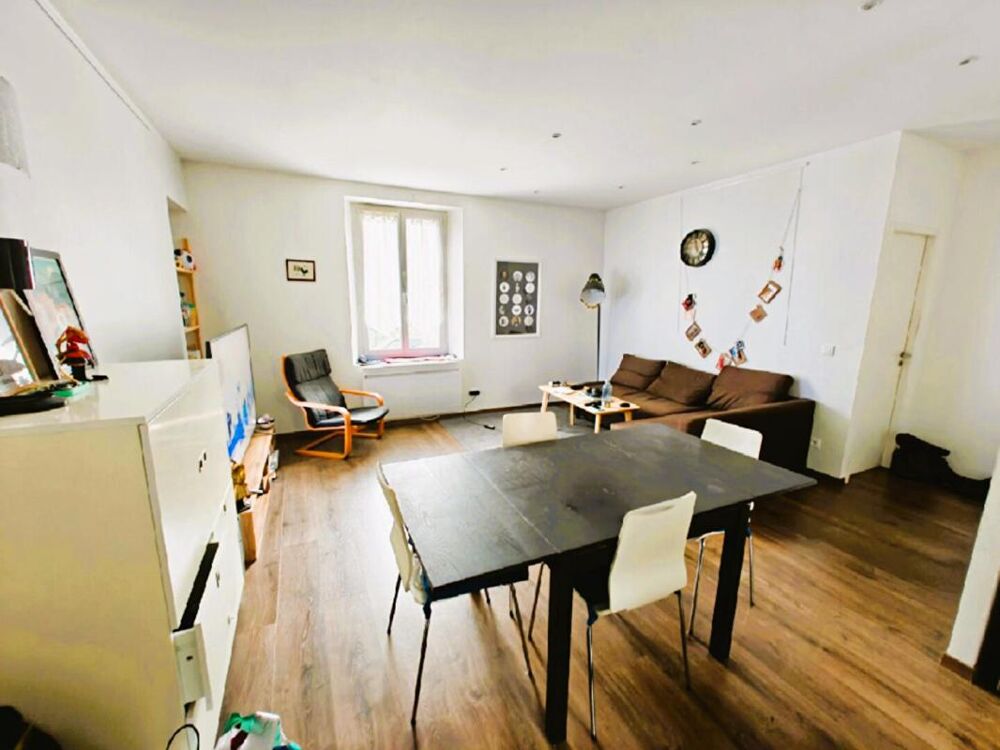 Appartement T3, 2 chambres Rue Coppée DPE D 60 m² RDC surélevé investisseur primo accédant