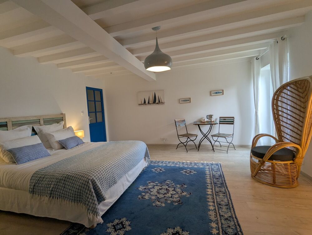 à vendre  Propriété/château Fénols (81600)