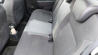 Sandero 0.9 TCe 90 Stepway Explorer - Entretien constructeur 2017 occasion 86100 Chatellerault