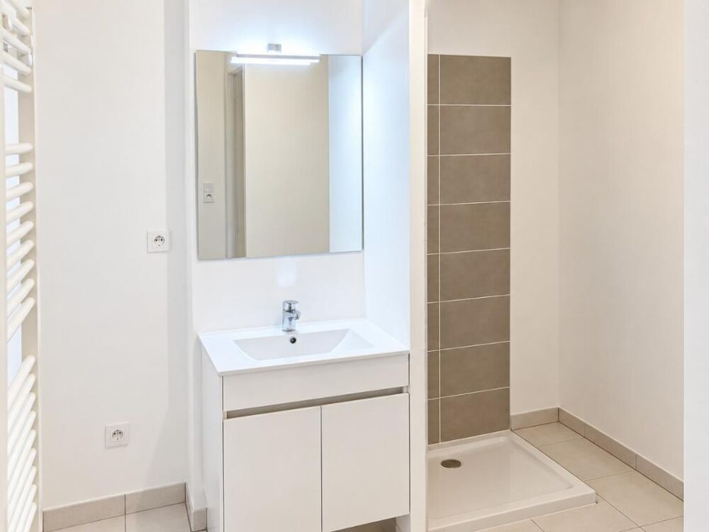 Location Appartement T2 avec balcon et parking à MONTPELLIER Montpellier