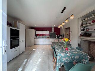  Maison � vendre 6 pi�ces 220 m�