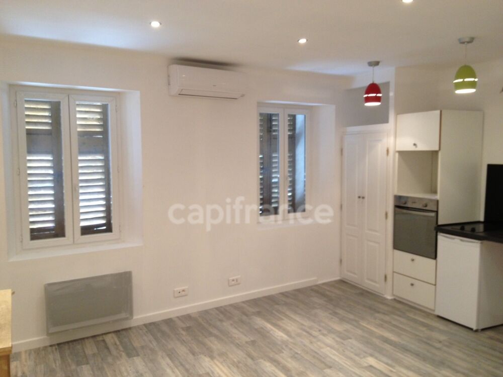 Vente Immeuble Immeuble à vendre DRAGUIGNAN (83), Taux de rentabilité net de 7,6 %, 4 appartements rénovés, jardin de 80 m² !! Draguignan