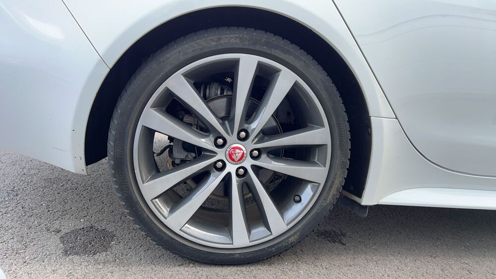 XE 2.0 D 180 BVA8 R-Sport - Automatique 2018 occasion 69002 Lyon