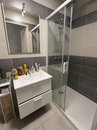  Appartement à louer 3 pièces 45 m²