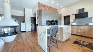  Maison  vendre 5 pices 145 m