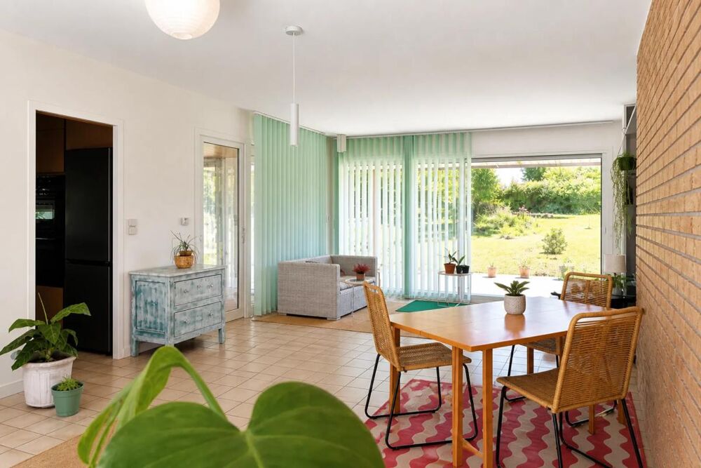 Maison de 8 pièces de 232 m² situé à Guer