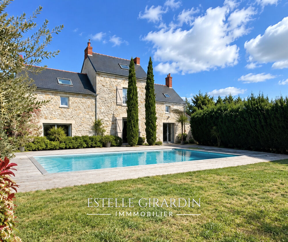 Maison en pierre avec piscine - Le Temple-de-Bretagne