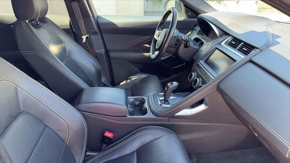 E-PACE 2.0 D 240 AWD BVA9 R Dynamic Se 2018 occasion 74520 Chevrier