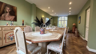  Maison  vendre 11 pices 358 m