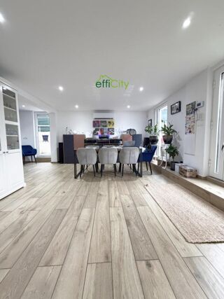  Appartement � vendre 4 pi�ces 136 m�