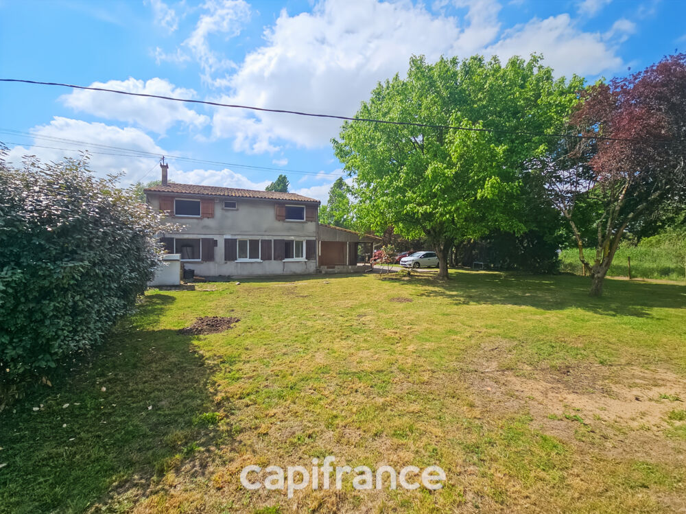 Maison à vendre 8 pièces, 164 m² AMBES (33), jardin, garage