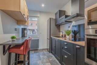 Vente Appartement Appartement à vendre 4 pièces LYON 8EME ARRONDISSEMENT (69) Monplaisir-Lumière calme sur parc Lyon 8