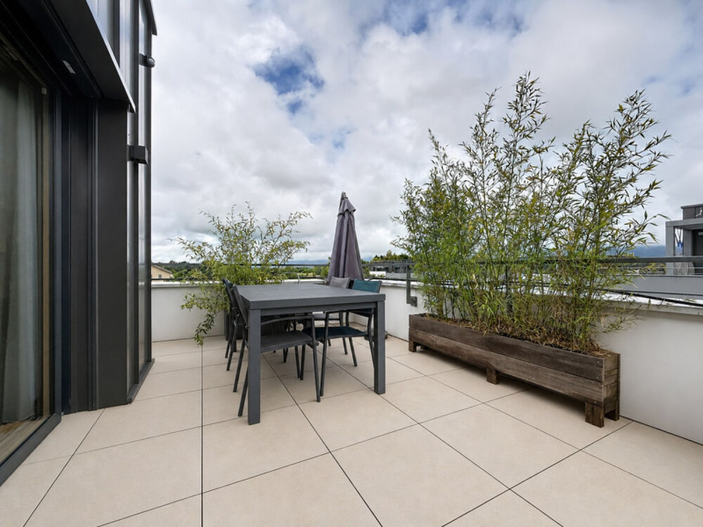 à vendre  Appartement Ornex (01210)
