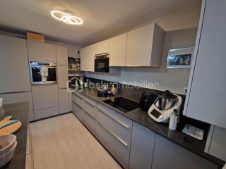  Appartement � vendre 4 pi�ces 140 m�