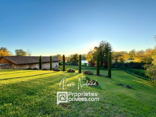  Propriété/château à vendre 5 pièces 192 m²