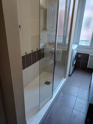  Appartement à louer 4 pièces 86 m²