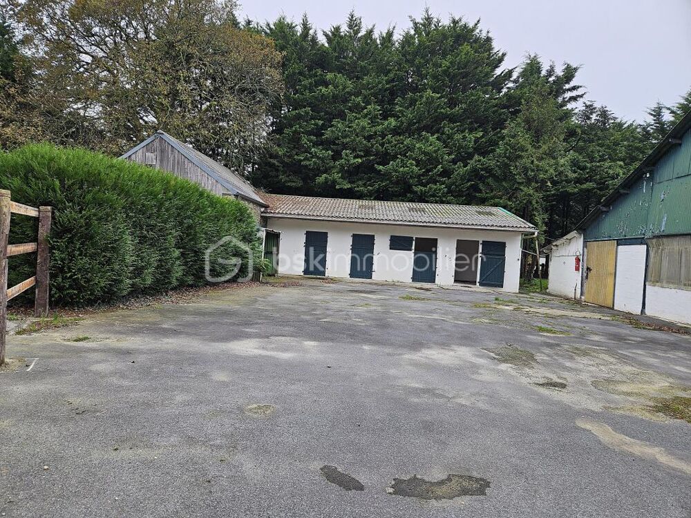 Vente Terrain TERRAIN  400 000m² AVEC DU BATI Nozay