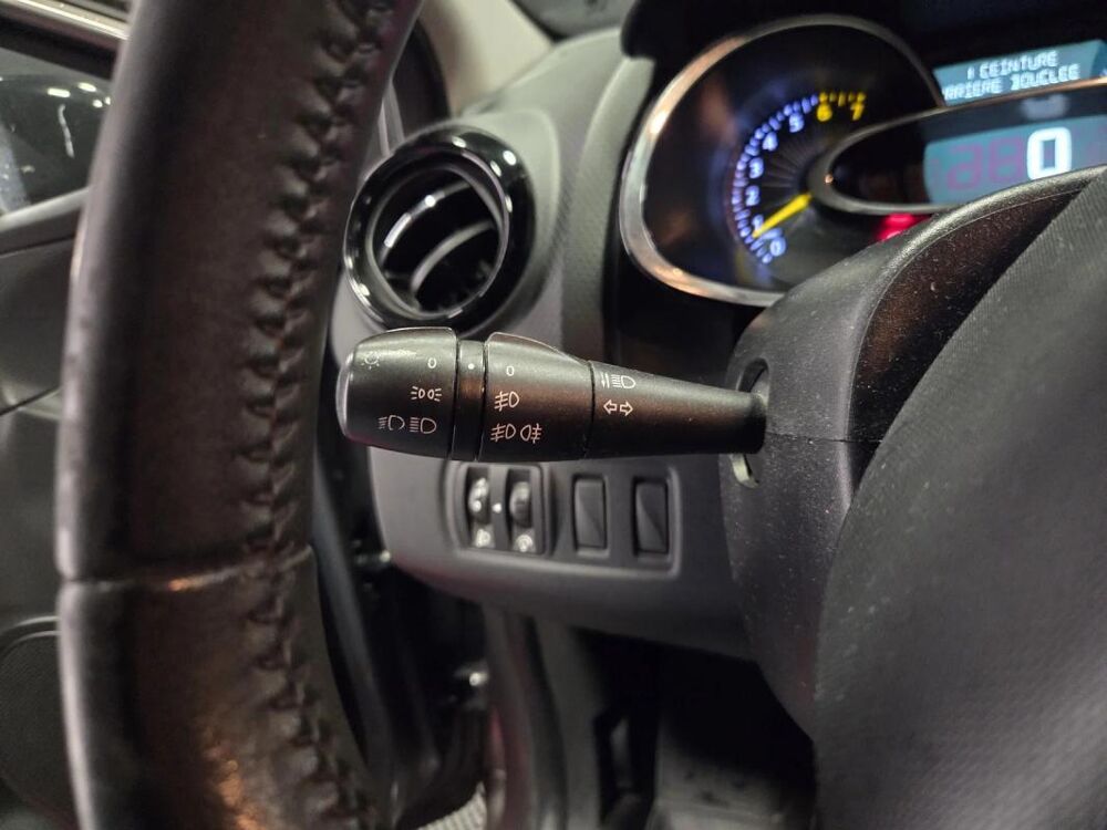 Clio 1.2 (16v) Zen 2014 occasion 74330 Poisy
