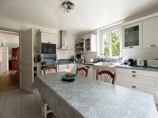  Maison  vendre 12 pices 300 m