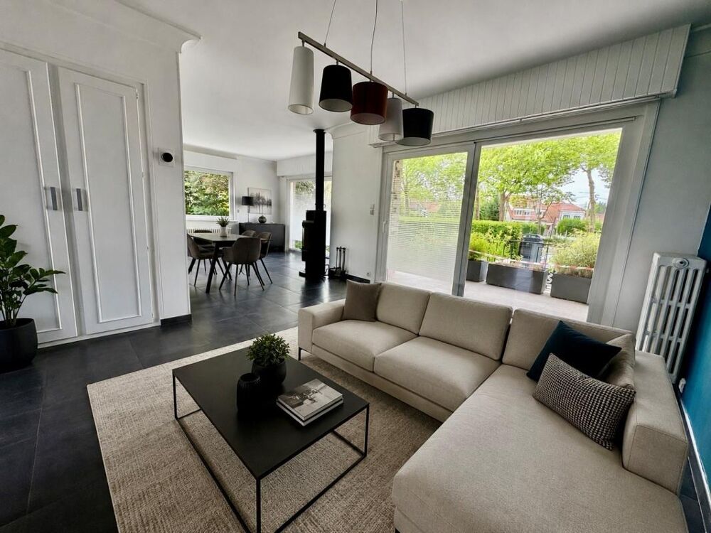 Vente Maison Maison récente semi-individuelle de 150 m² habitables – Secteur résidentiel recherché aux portes de Lille proximité immédiate tr Wasquehal