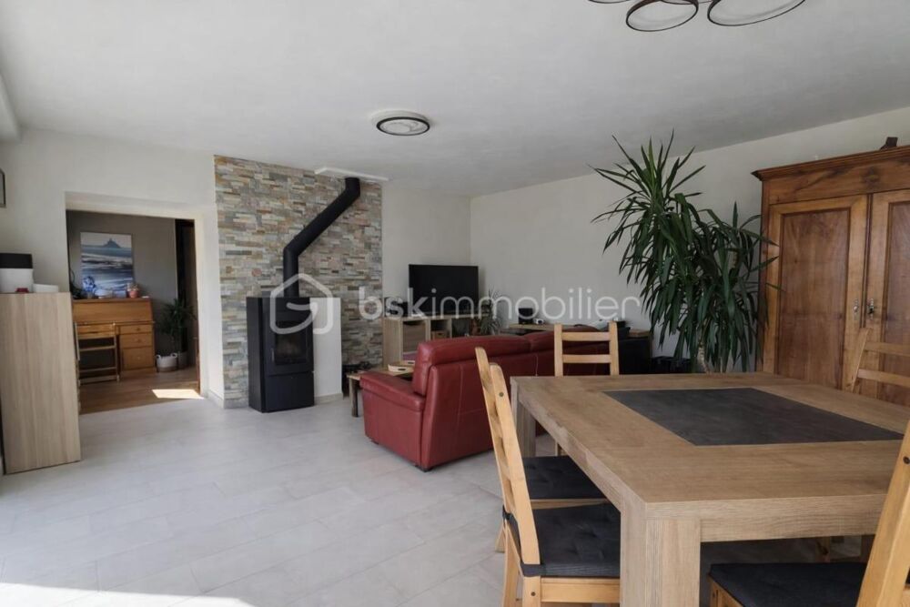 Vente Maison Maison familiale en pierre – 150 m² – 5 chambres – Vie de plain-pied Montours