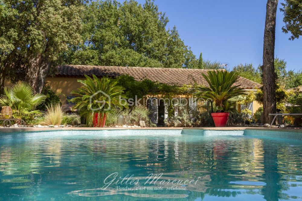Un écrin de tranquillité : villa 4 chambres avec piscine