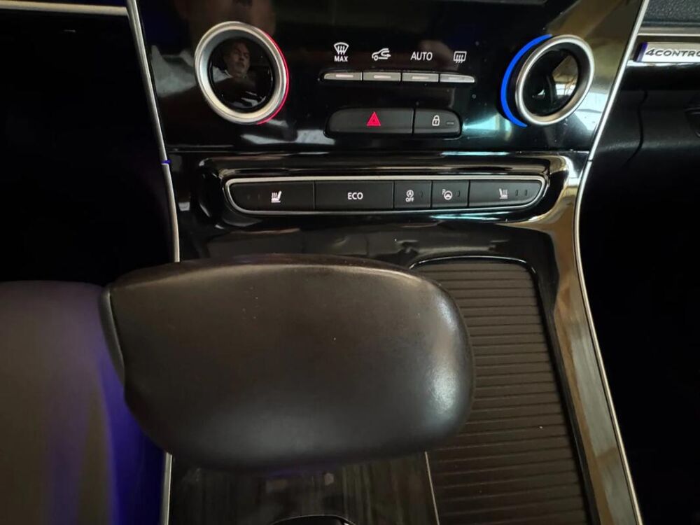 Espace V dCi 160 Energy Twin Turbo Initiale Paris EDC 2016 occasion 56120 Les Forges De Lanouee
