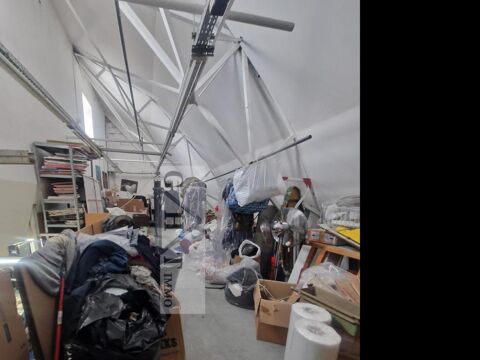   A LOUER 180 M² ACTIVITE BUREAUX A PANTIN 