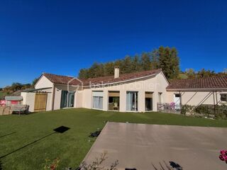  Villa � vendre 7 pi�ces 210 m�
