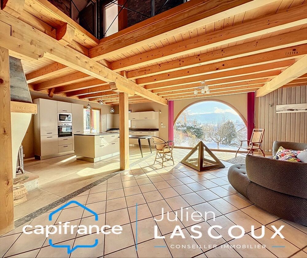Dpt Isère (38), à vendre maison de charme 10 pièces de plus de 270 m2 habitable