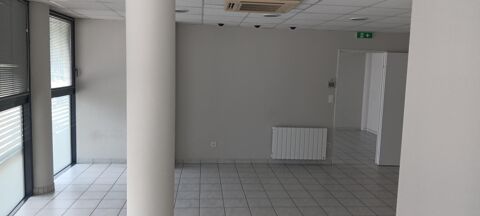   Local commercial; 1er - LOCATION LOCAL COMERCIAL RODEZ 