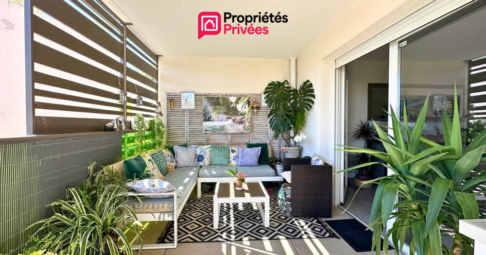 Vente Appartement À VENDRE - Beau 2 pièces de 53 m² avec grande terrasse, PISCINE et parking Saint raphael