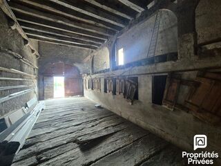  Remise / Grange à vendre 1 pièce 96 m²