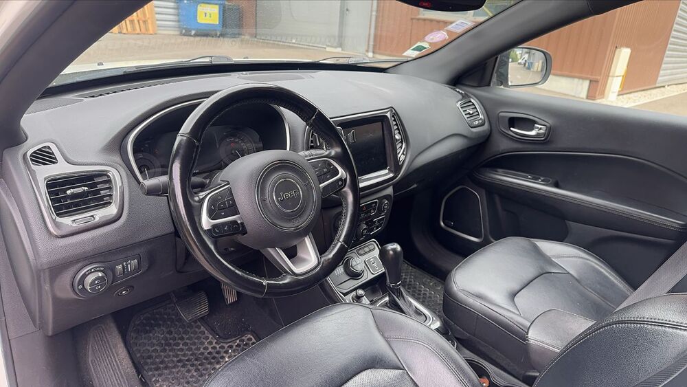 Compass Ii 1.3 i 240 Plug in Hybrid 4WD BVA6 Sport - Automatique Ent 2020 occasion 38000 Grenoble