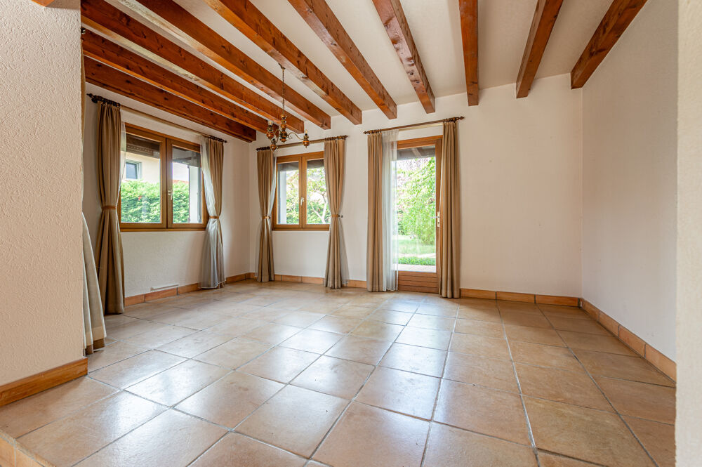 Vente Maison Maison à vendre 6 pièces CESSY (01) Cessy