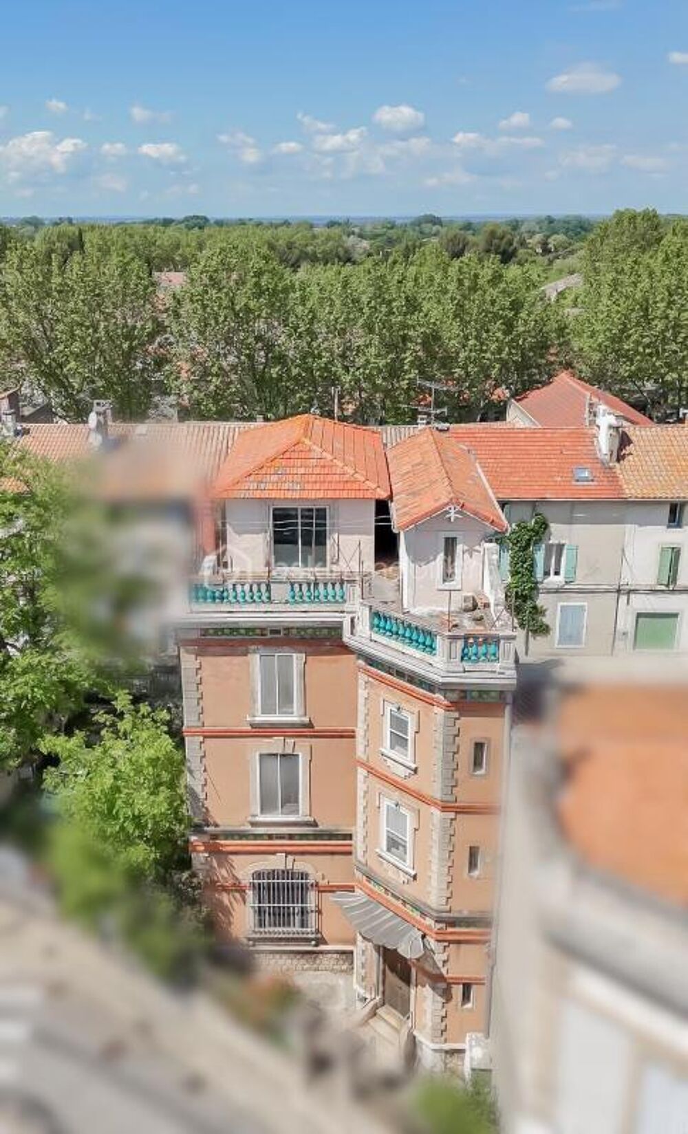 *** MAISON DE CARACTÈRE DE 230M2 AVEC CAVE ET PARKING - ARLES ***