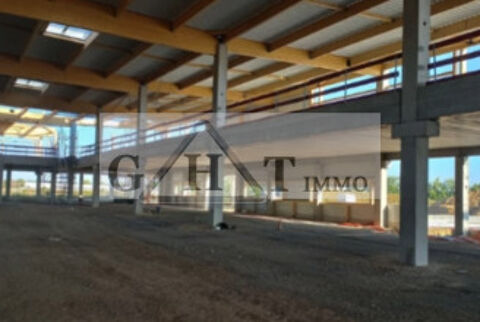  A VENDRE 3537 M ENTREPOT ET BUREAUX A TREMBLAY EN FRANCE 