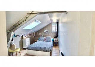  Immeuble à vendre 11 pièces 256 m²