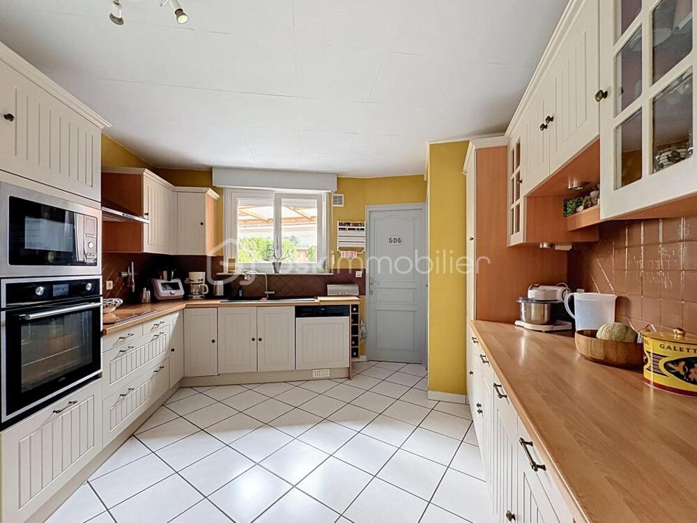 Vente Maison Belle maison de 131 m² à Tourcoing, Brun pain ! Tourcoing
